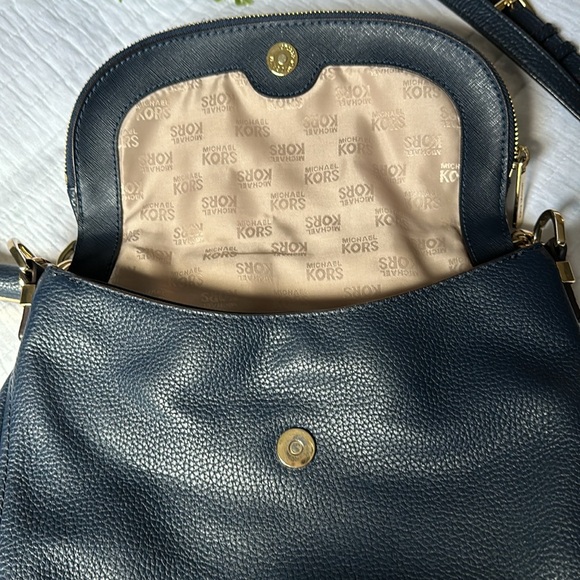 Michael Kors Crossbody and Shoulder Bag - Picture 7 of 11